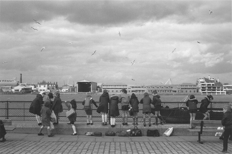 Children near Greenwich Pier in 1982