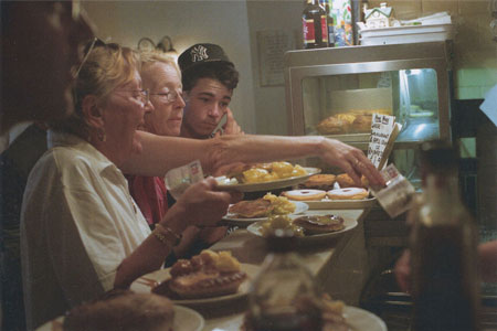 Photo of Goddards Pie House in 2005